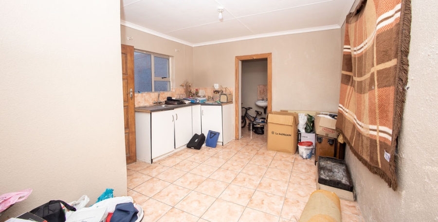 4 Bedroom Property for Sale in Sunnyridge Eastern Cape
